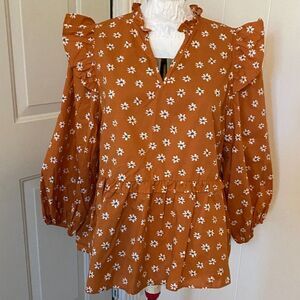 NWT entro Boho Ruffled V-neck Long Puffy Sleeves Size M